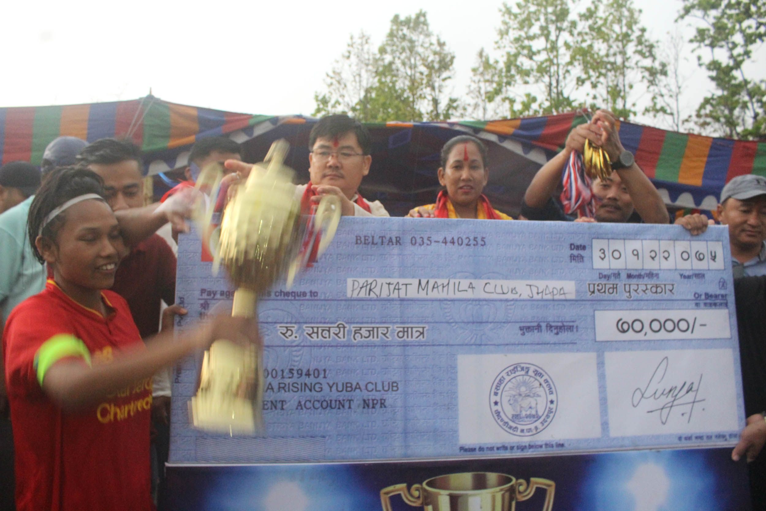 बसाहा राईजिङ महिला गोल्डकपको उपाधी झापालाई