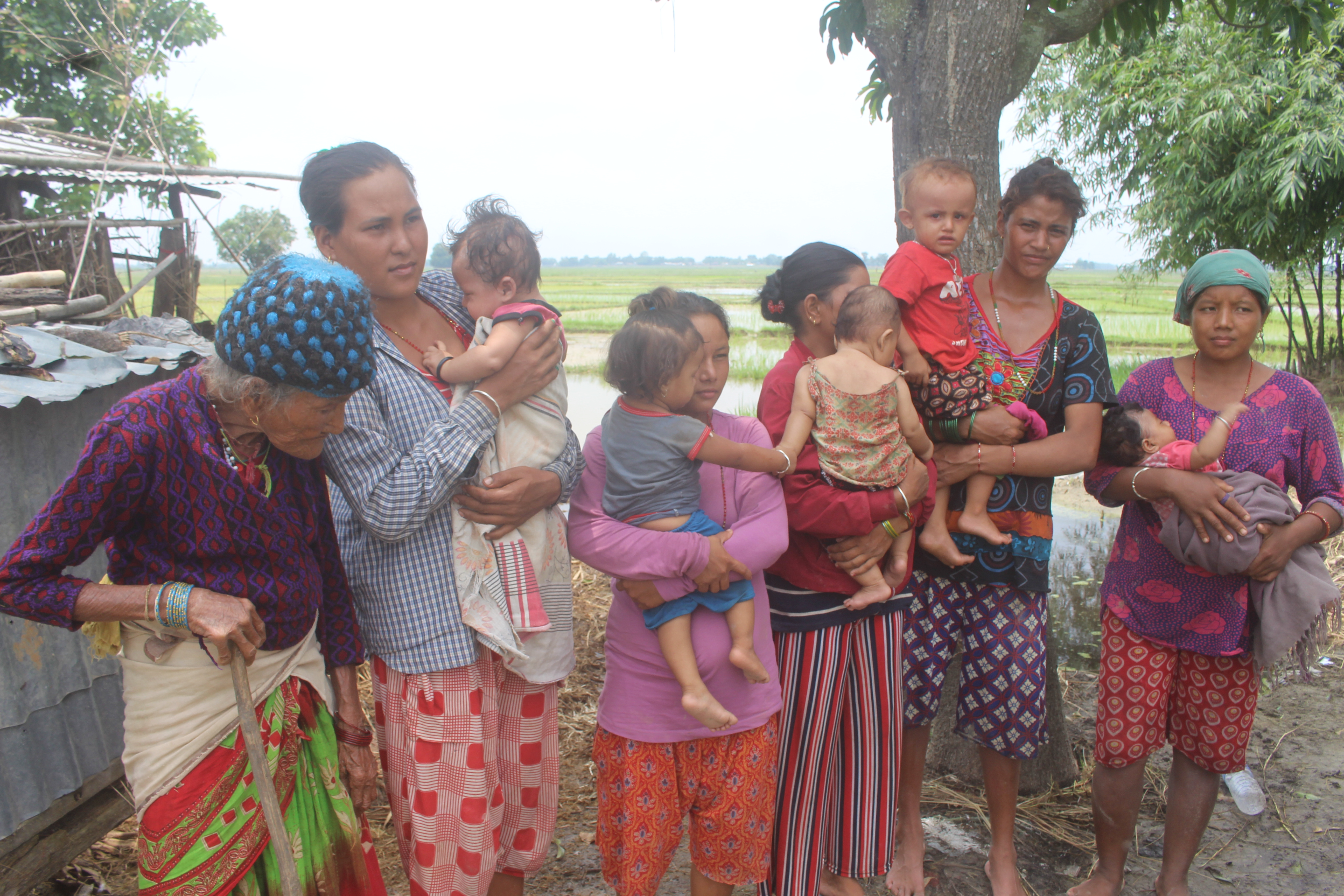 बाढी पिडित सुत्केरी र बृद्ध बृद्धालाई झनै कष्ट