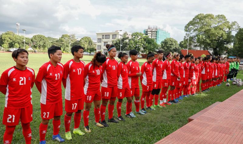 महिला टीमले किर्गिस्तानमा फुटबल खेल्ने