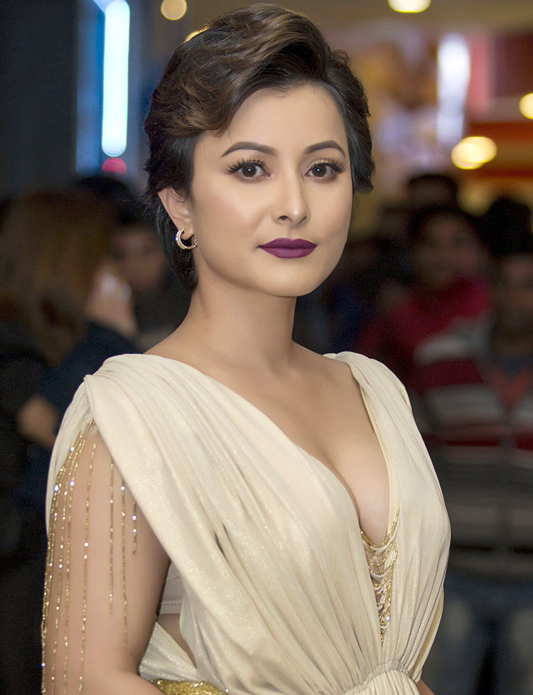 ‘जाइरा’ चलचित्र हलमा