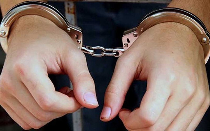 एटीएमबाट पैसा चार्ने ५ चिनियाँ पक्राउ