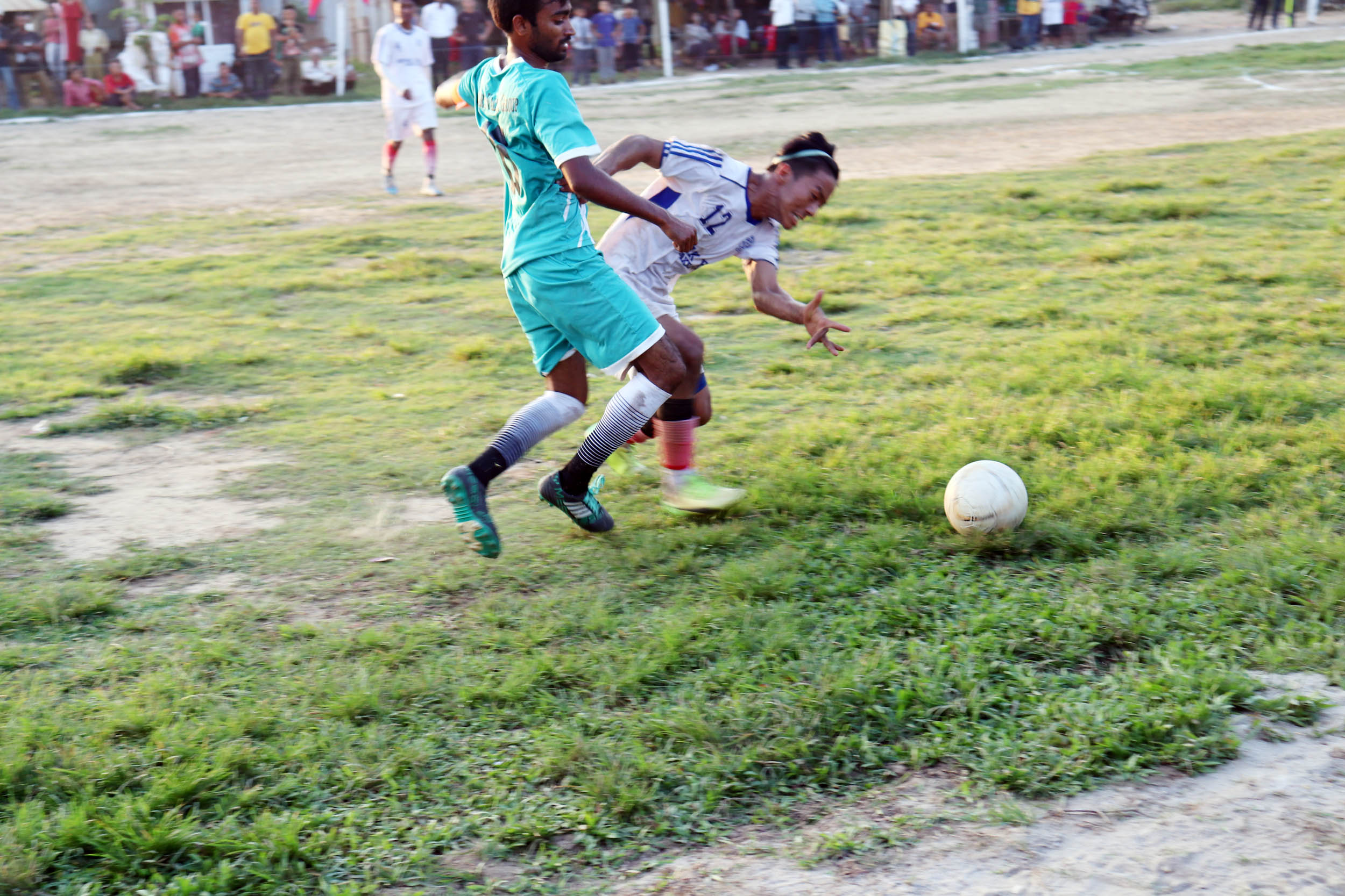 उद्घाटन खेलमा वडा न.१० को जित