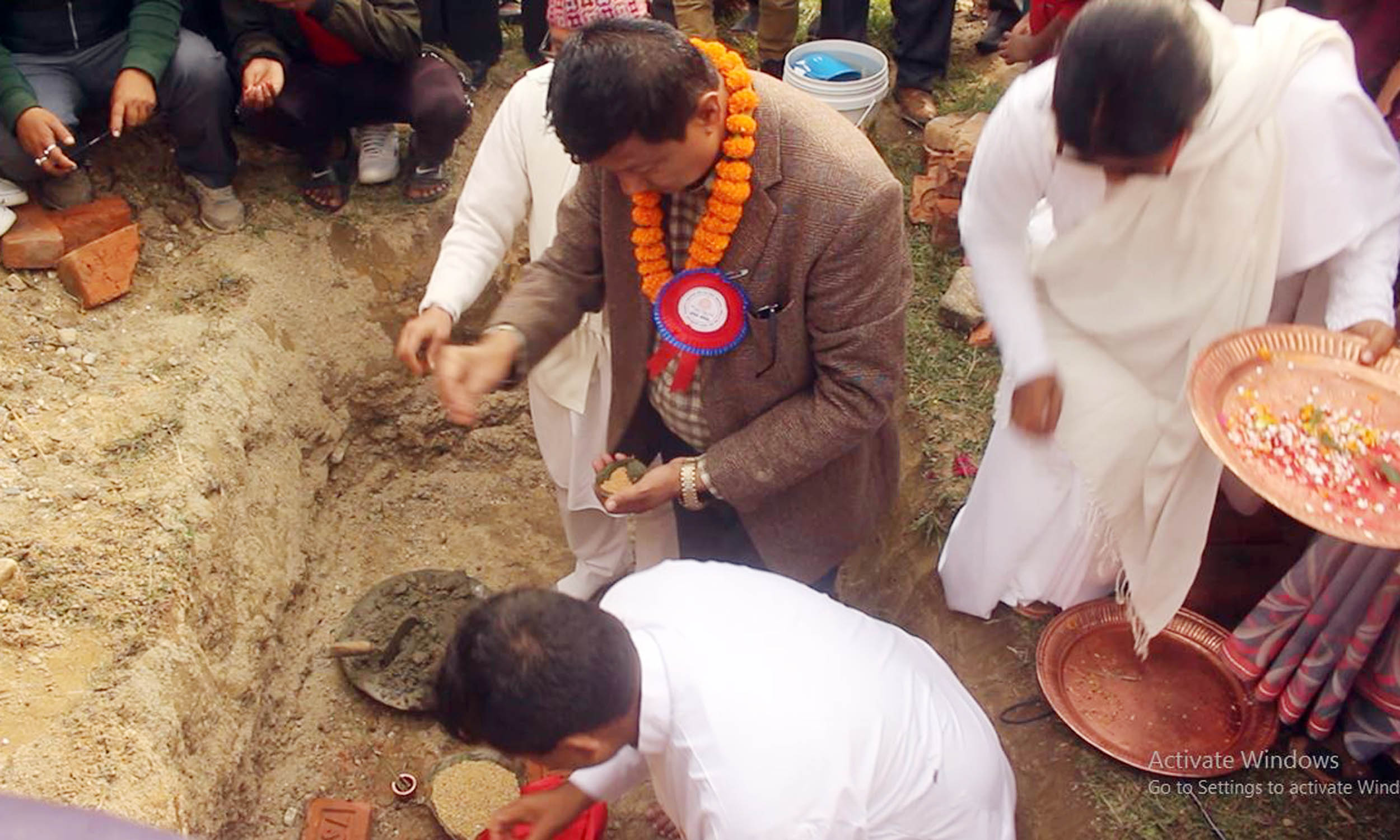 आमाबुवा घर निर्माण हुने