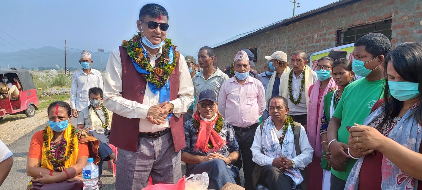 खैजनपुरको ९ सय मिटर कालोपत्रे उद्घाटन
