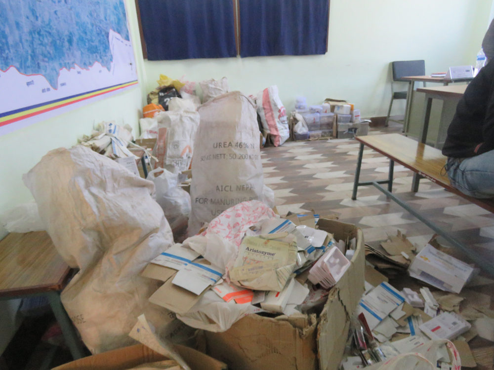 नेपालमा प्रतिबन्धित गरिएको  १० लाख भन्दा बढिको औषधी बरामद