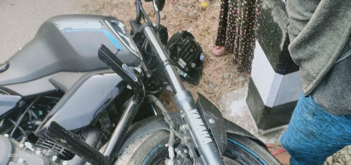 उदयपुरको राजावासमा मोटारसाईकल दुर्घटना ः एक जनाको खुट्टा भाँचियो, अर्को प्रहरी नियन्त्रणमा