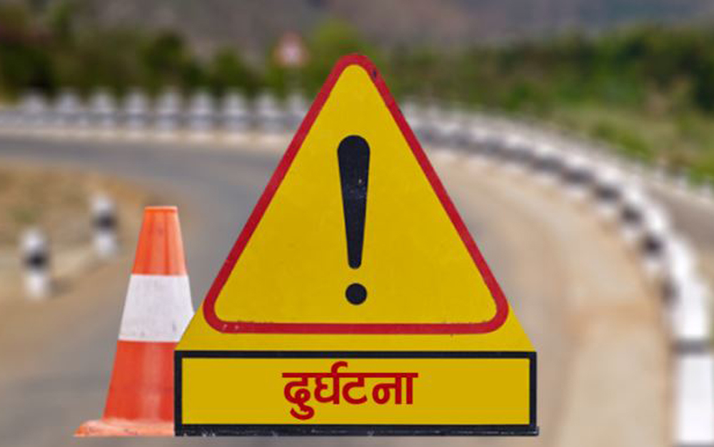 ईलाममा ट्रकले ठक्कर दिँदा अर्को ट्रकको सहचालकको मृत्यु