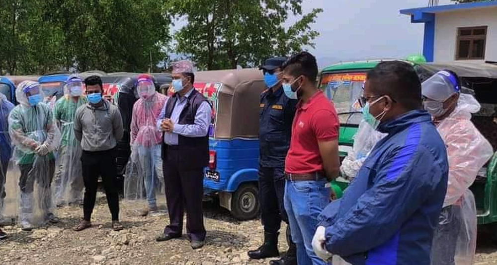 अटोलाई एम्बुलेन्स बनाइयो