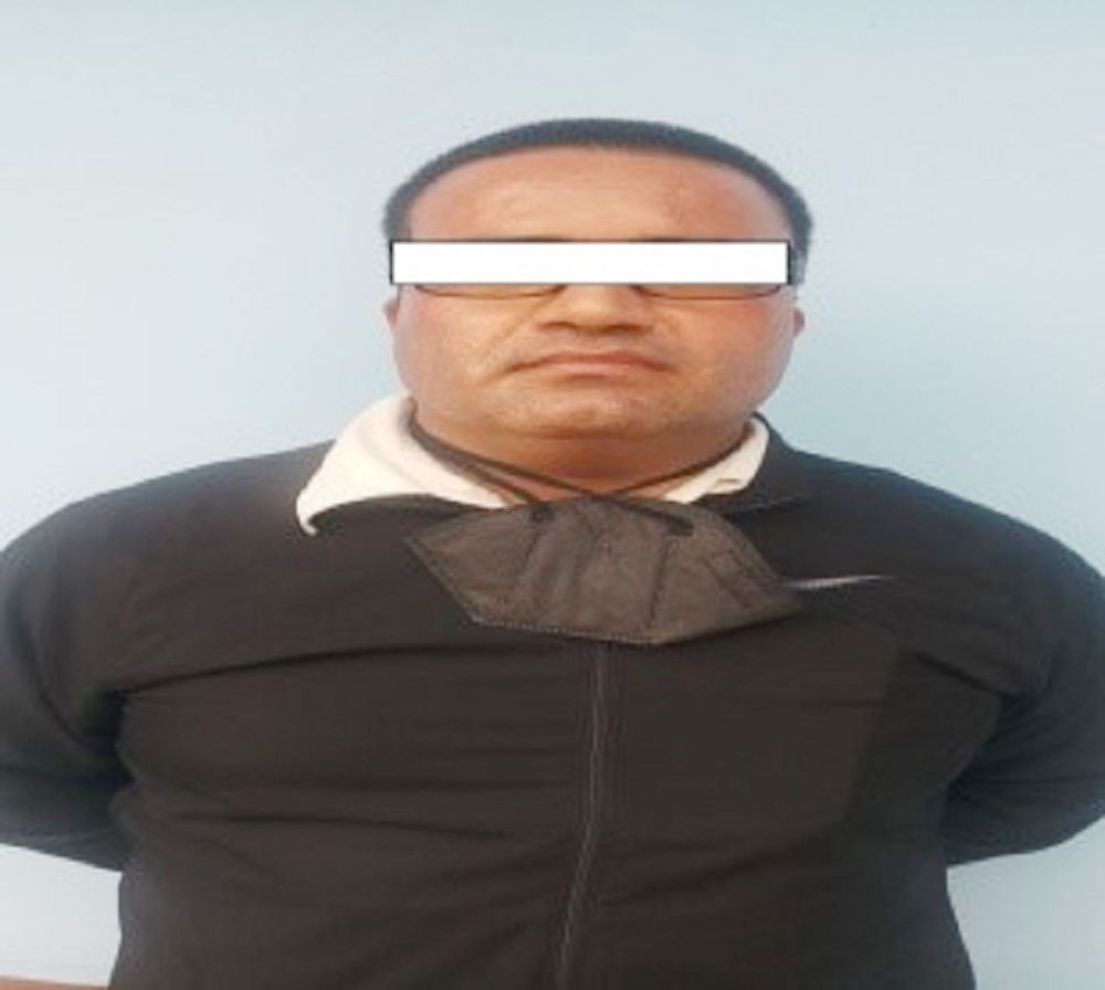 नक्कली डिएसपी पक्राउ