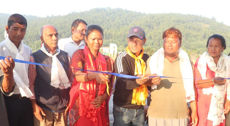 असारीमा किरात चोक प्रतिक्षालयको उद्घाटन