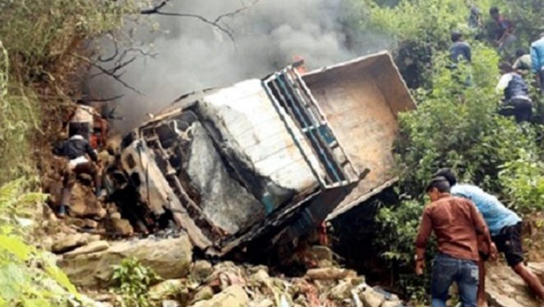 जन्ती सवार टिपर दुर्घटना : उदयपुरका २ को मृत्यु, २४ घाइते