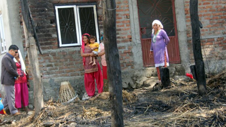 उदयपुरको सिर्वानीमा आगलागी हुँदा ५ लाख क्षति