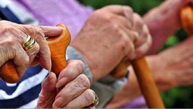 बुढेसकालमा सहाराविहीन ९६ वर्षीय थापा दम्पती