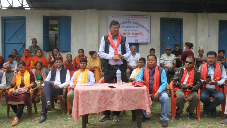 त्रिनपा १६ मा ऐलानी जग्गा नापी सँगै वाडवासीहरुमा खुसी, लालपुर्जा बाँड्न हतारो  :  मेयर