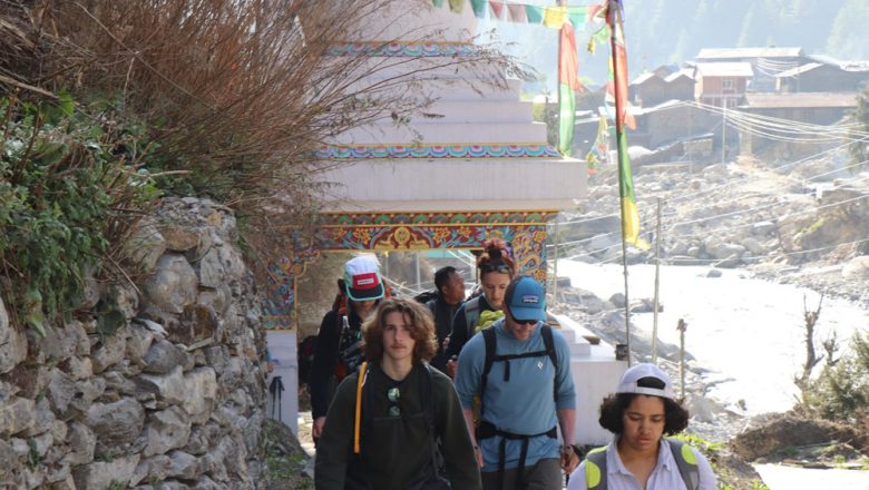अन्नपूर्ण पदमार्गमा पर्यटक बढे, व्यवसायी उत्साहित