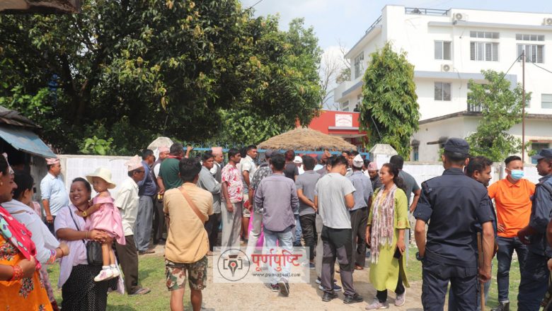 त्रियुगाको १२ नं. वडामा सयौँ मतदाता मतदान गर्नबाट बञ्चित