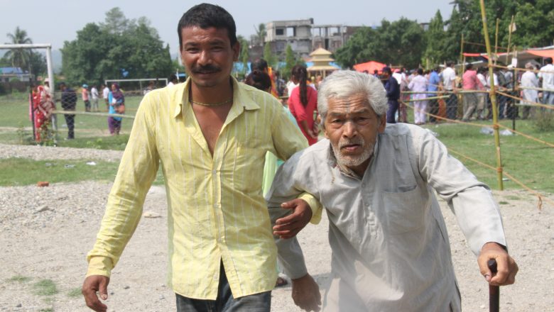 त्रियुगामा उत्साहाजनक  मतदान, फोटो फिचर