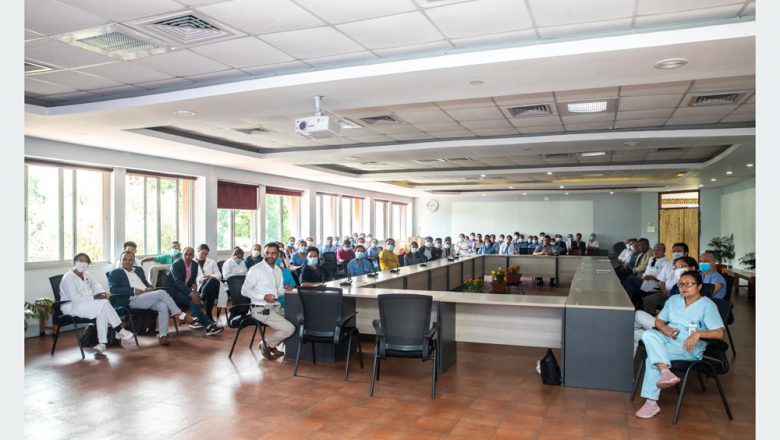 अस्पतालमा सरसफाइ र रैथाने खानाको चर्चा