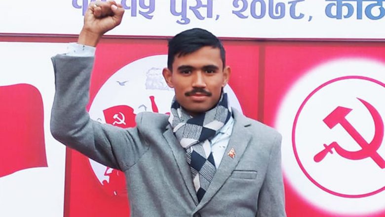 कलम चिन्ह लिएर चुनाव उठेका माओवादीका प्रवेश खड्का खुल्ला वडा सदस्यमा बिजयी