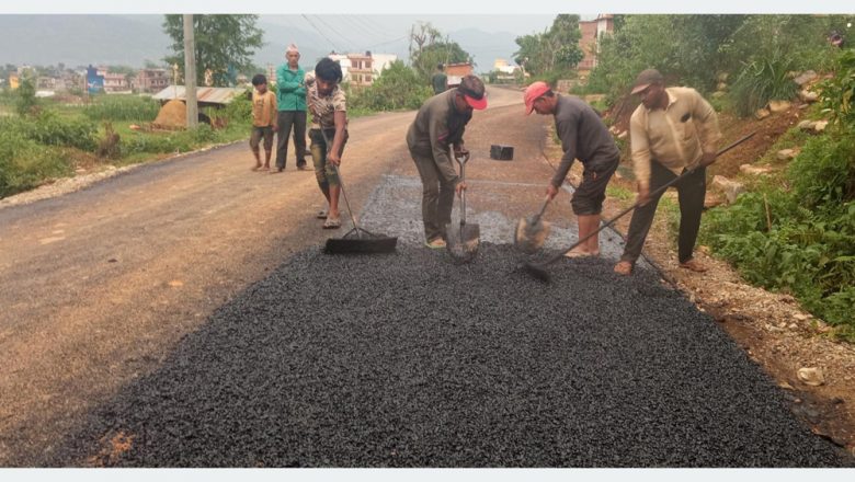 सन्दर्भ अन्तर्राष्ट्रिय श्रमिक दिवस  श्रमिकका हक संविधानमा लेखिए, व्यवहारमा आएन