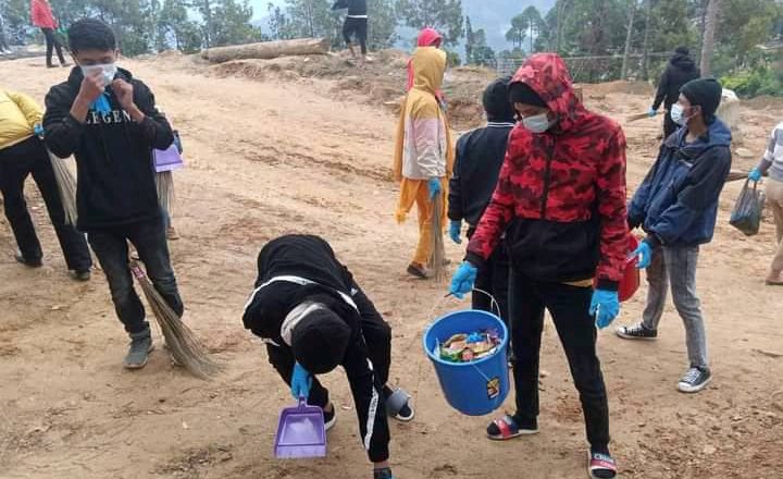 दिक्तेलमा महिनाको अन्तिम शनिबार सरसफाइ अभियान