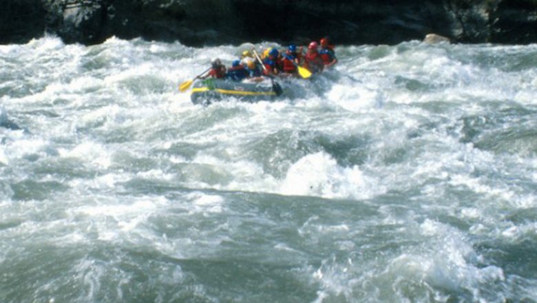 सुनकोशीमा वेपत्ता उदयपुरकी दुई बालिका अझै फेला परेनन्