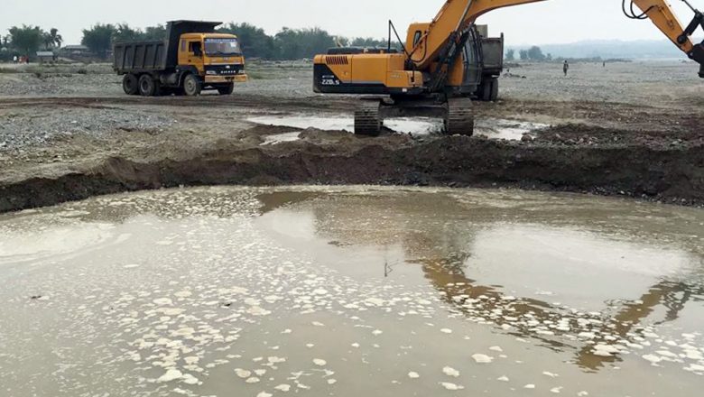 उदयपुरमा नदीजन्य पदार्थको दोहन बढ्दैँ : सरोकारवाला निकाय मौन