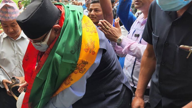 धरान पुगेर प्रचण्डले भने”, हर्क साम्पाङबाट प्रेरणा लिऔँ, धेरै कुरा सिकौँ