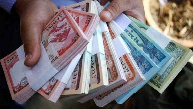 राष्ट्र बैंकले नयाँ नोट दिन थाल्यो