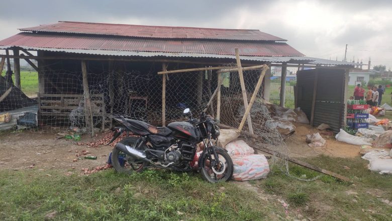 बोक्सेमा आगलागी हुँदा किराना पसल र मोटरसाईकल जलेर नष्ट