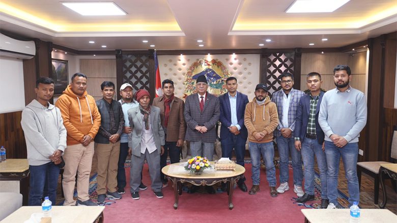 २ वर्षदेखी साउदी जेलमा रहेका दिनेश कार्कीलाई नेपाल ल्याउन प्रधानमन्त्रीले पहल गर्ने