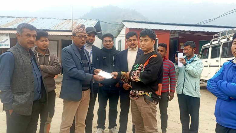 अग्नी पिडित परिवारलाई रौतामाईका पालिका अध्यक्ष मगरको निरन्तर सहयोग