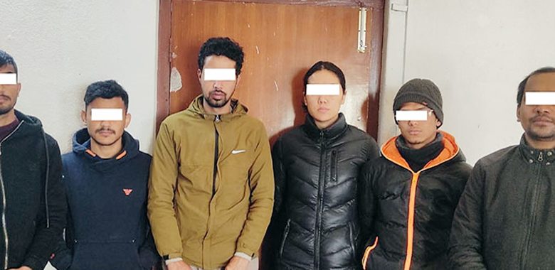 वान एक्स बेटबाट सट्टेबाजी गराएको आरोपमा ६ जना पक्राउ