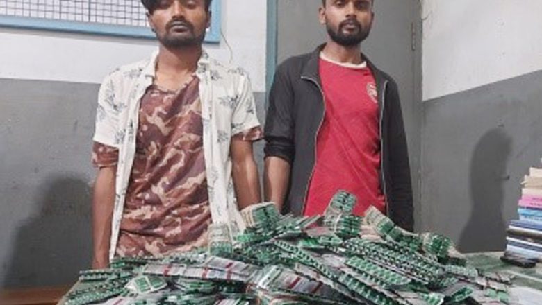 भारी मात्रामा प्रतिबन्धित औषधीसहित २ युवक पक्राउ