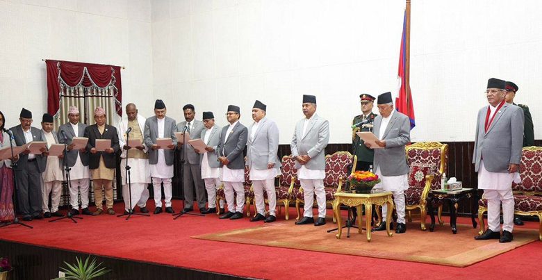राष्ट्रपतिले नवनियुक्त मन्त्रीहरुलाई गराए शपथ ग्रहण