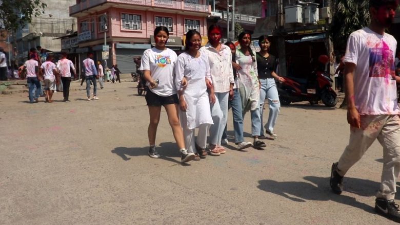 गाईघाट होली फोटोफिचर ।