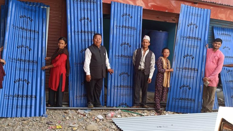 त्रिनपा १६ द्धारा वडावासीलाई जस्तापाता वितरण