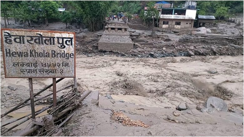 ताप्लेजुङ पहिरो : ४ जना बेपत्ता,२ जना सख्त घाइते