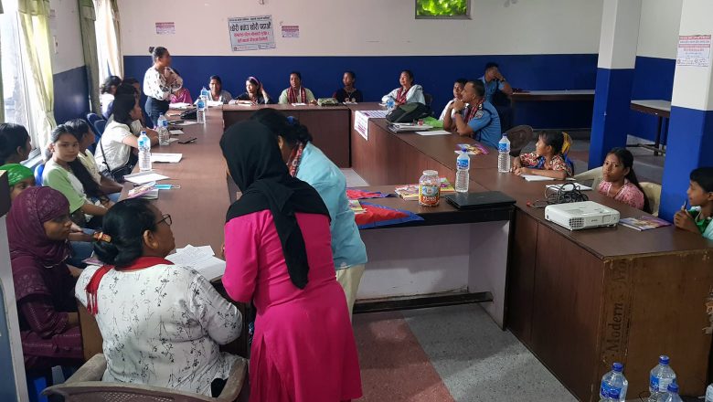 उदयपुरमा ७ जना किशोरीलाई स्टेसनरी सामाग्री बितरण