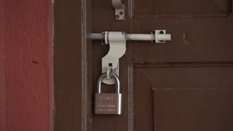 बेलका नपामा मेयरकाे सचिवालयले तालाबन्दि र कर्मचारी हाजिरिखाता कब्जा