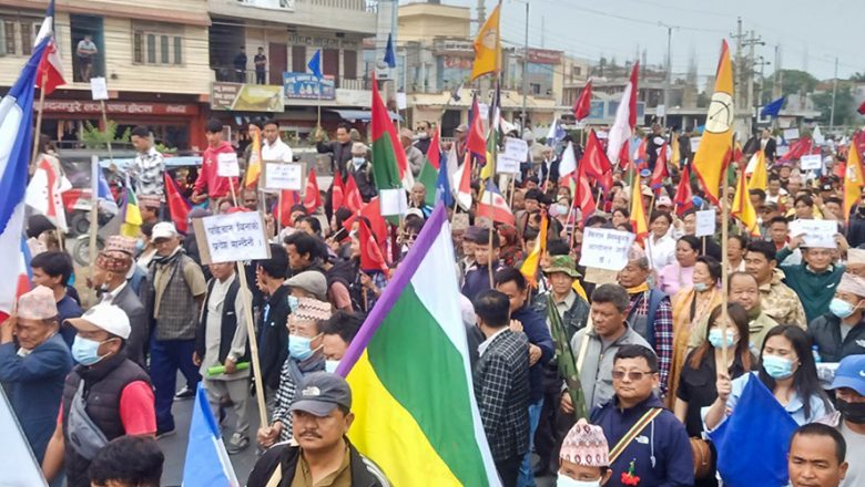 मोटरसाईकल र्याली सहित बिराटनगरमा पहिचानवादीहरुको शक्ति प्रदर्शन