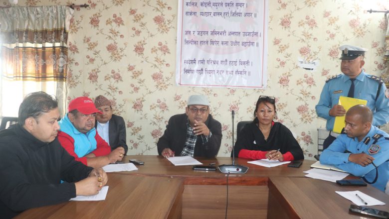 गाईघाटको सडक पेटी र पार्किङ ब्यवस्थाबारे ब्यपारीहरु सँग बृहत छलफल