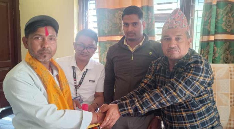 १४ बर्ष हुलाक उदयपुरको चिठ्ठी बाँडेर विदेशीए ठाकुर