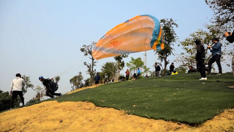 नेपालमै पहिलोपटक अन्तराष्ट्रिय स्तरको प्याराग्लाइडिङ तालिम सम्पन्न (फोटो सहित)