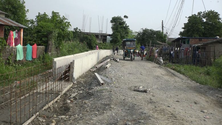 उदयपुरमा भारी वर्षाले विश्व बैंक सहयोगको सडक निर्माण प्रभावित