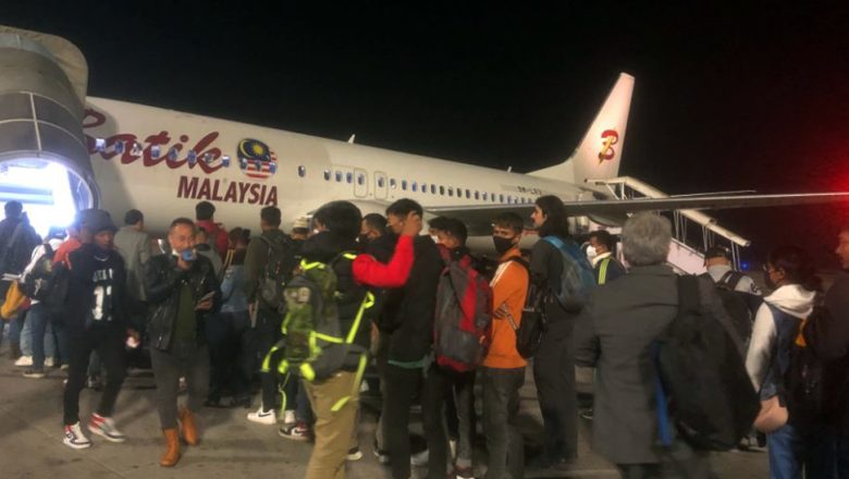 ६० लाख नेपाली श्रमिक विदेशमा, ८० प्रतिशत खाडी र मलेसियामा