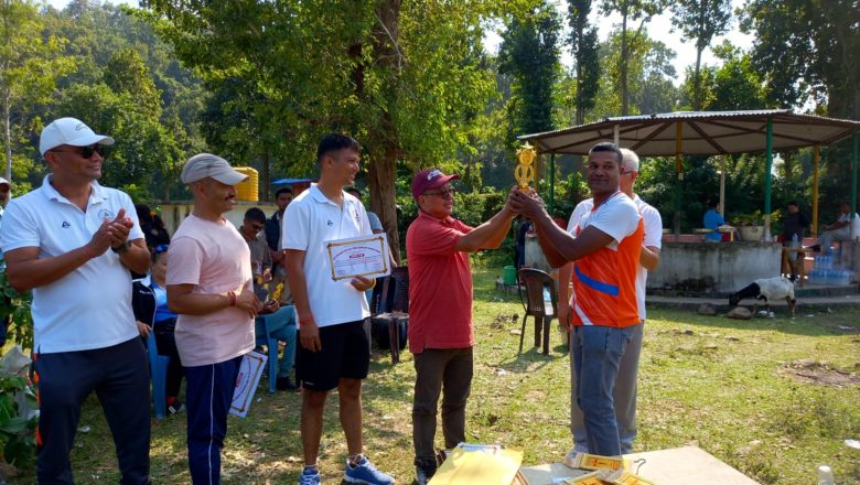 गाईघाट मैत्रिपूर्ण ब्याडमिन्टन प्रतियाेगितासंगै पिकनिक सम्पन्न, उराव र गुप्ताकाे जाेडी प्रथम