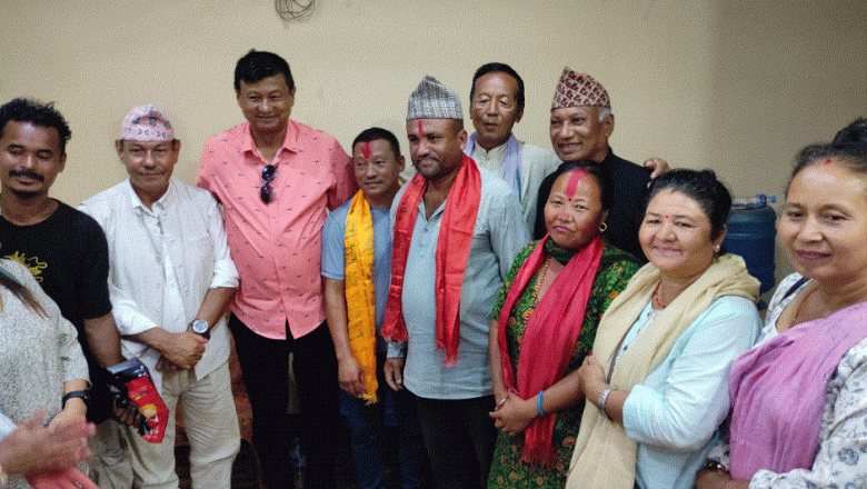 एमाले आस्थाका तिन जना एकीकृत समाजवादीमा प्रवेश