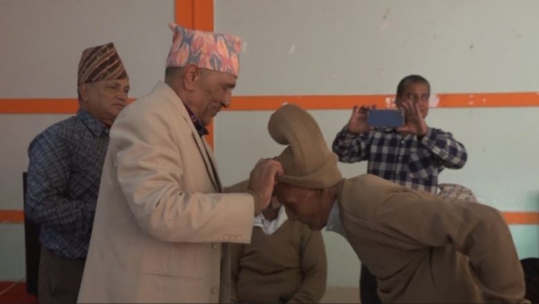 हरि राउतद्धारा आमा–बुबाको सम्झनामा ज्येष्ठ नागरिकलाई सम्मान स्वरुप न्यानो कपडा वितरण