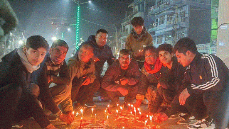 सहिद दिवसमा एकीकृत समाजवादी युवा संघ उदयपुरको दिप प्रज्वलन